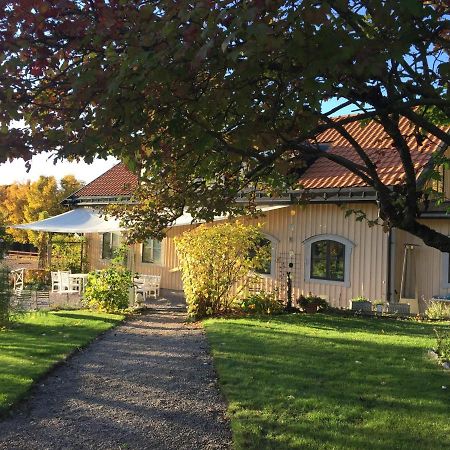 Runnvikens Pensionat Tystberga ภายนอก รูปภาพ