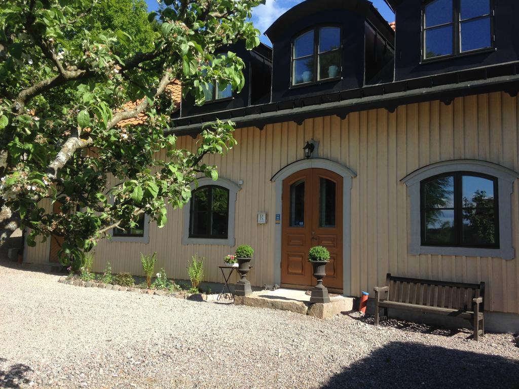 Runnvikens Pensionat Tystberga ภายนอก รูปภาพ