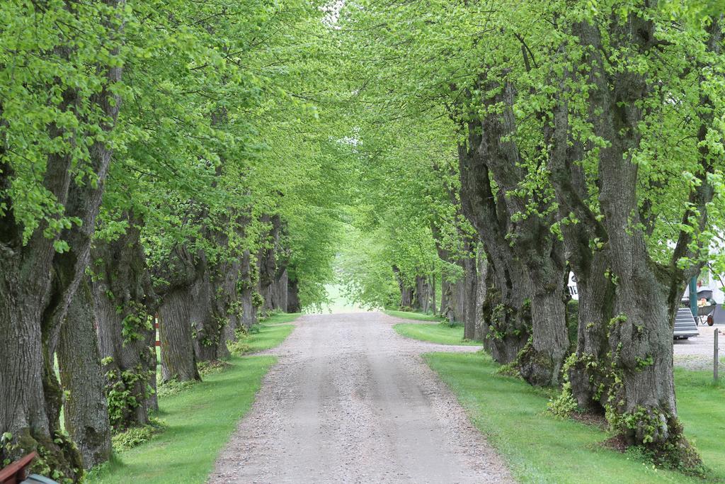 Runnvikens Pensionat Tystberga ภายนอก รูปภาพ