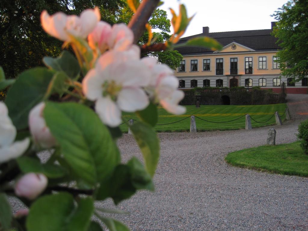 Runnvikens Pensionat Tystberga ภายนอก รูปภาพ